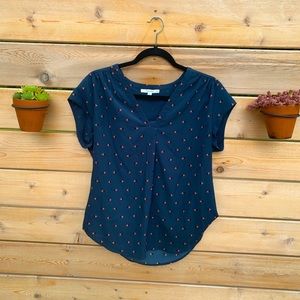 NWOT Blue short sleeve blouse with shapes